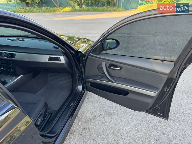 Седан BMW 3 Series 2008 в Броварах