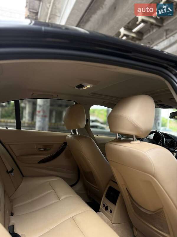 Седан BMW 3 Series 2013 в Одесі