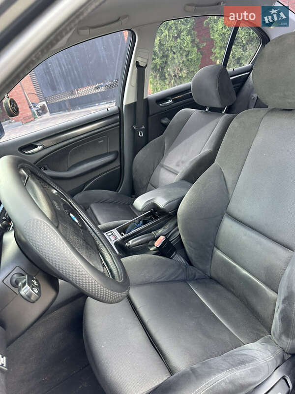 Седан BMW 3 Series 2002 в Кропивницком