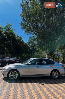 Седан BMW 3 Series 2013 в 