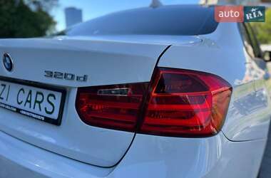 Седан BMW 3 Series 2014 в 