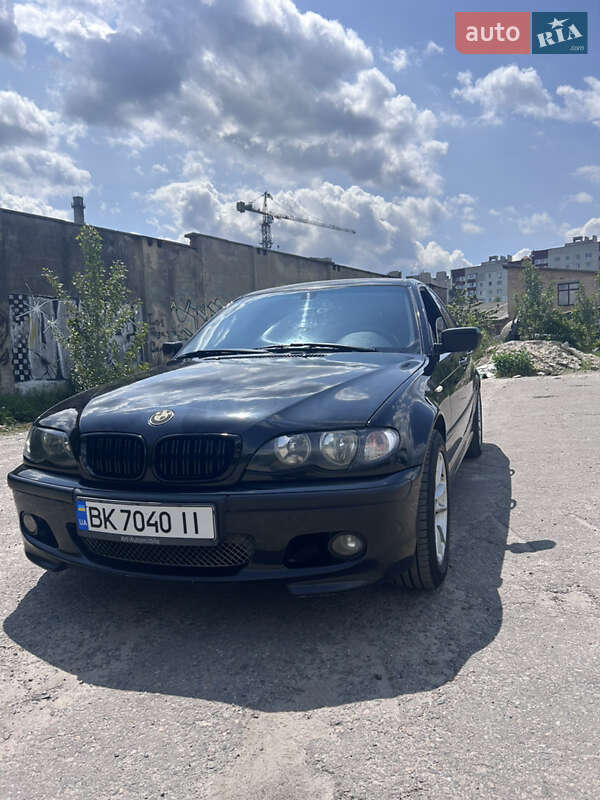 BMW 3 Series 2004