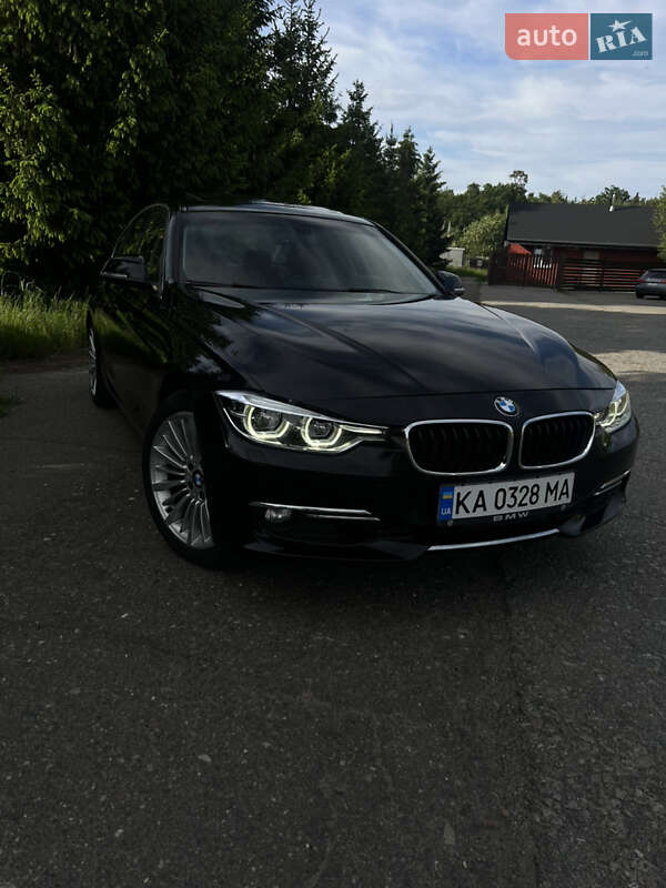 Седан BMW 3 Series 2012 в 