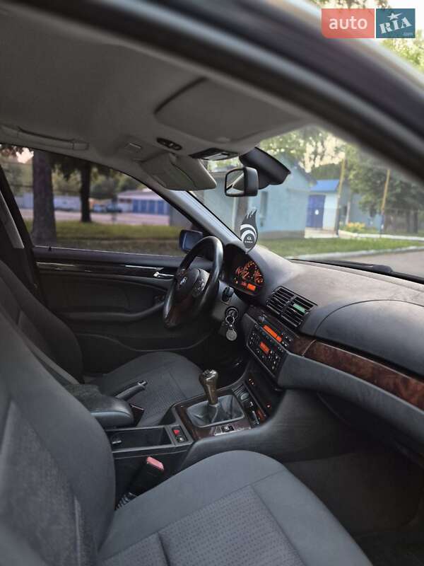 Универсал BMW 3 Series 2005 в Корце