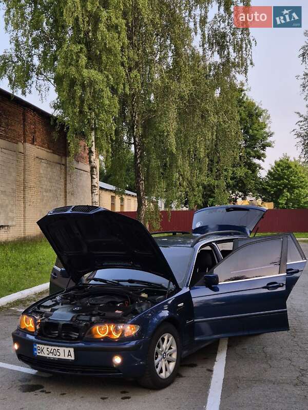 Универсал BMW 3 Series 2005 в Корце