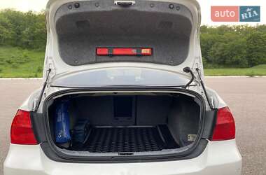 Седан BMW 3 Series 2010 в 