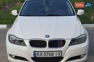 Седан BMW 3 Series 2010 в 