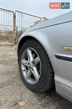 Седан BMW 3 Series 2001 в 