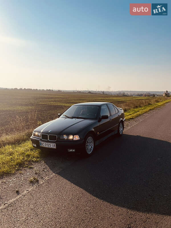 BMW 3 Series 1995
