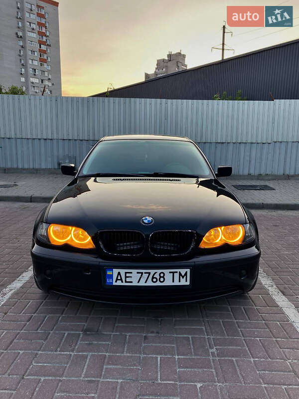 BMW 3 Series 2003