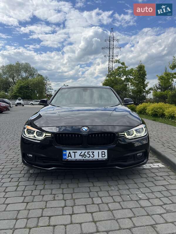 Седан BMW 3 Series 2015 в Івано-Франківську
