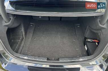 Седан BMW 3 Series 2015 в 