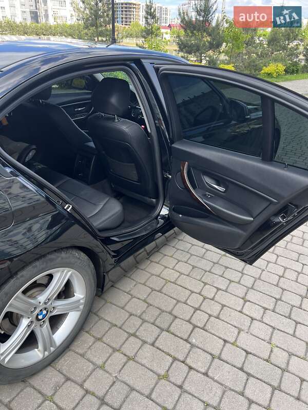 Седан BMW 3 Series 2015 в Івано-Франківську