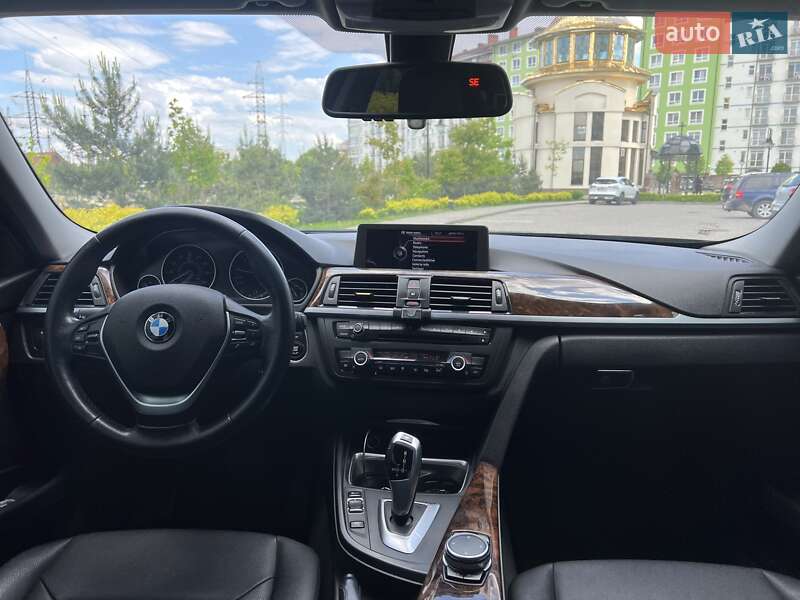 Седан BMW 3 Series 2015 в Івано-Франківську