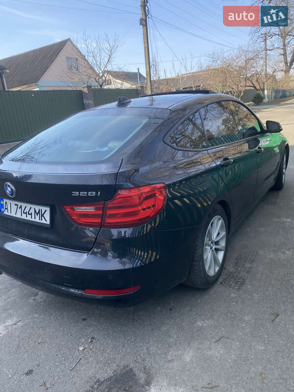 Седан BMW 3 Series 2013 в Немишаево