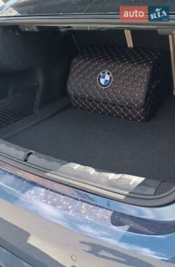 Седан BMW 3 Series 2019 в 
