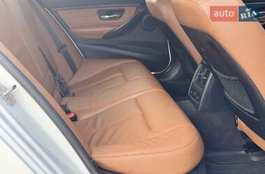 Седан BMW 3 Series 2013 в 