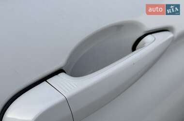 Седан BMW 3 Series 2013 в 