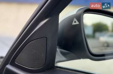 Седан BMW 3 Series 2013 в 