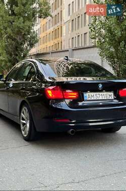 Седан BMW 3 Series 2015 в 