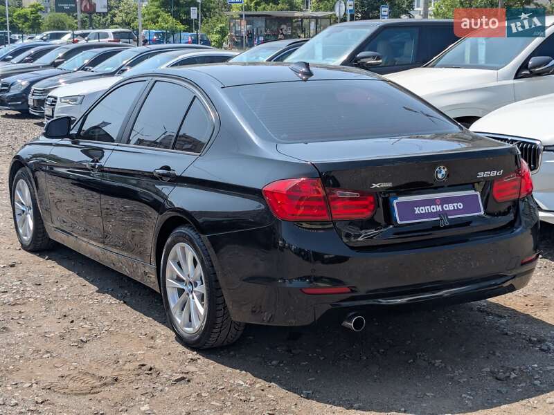 Седан BMW 3 Series 2013 в Киеве