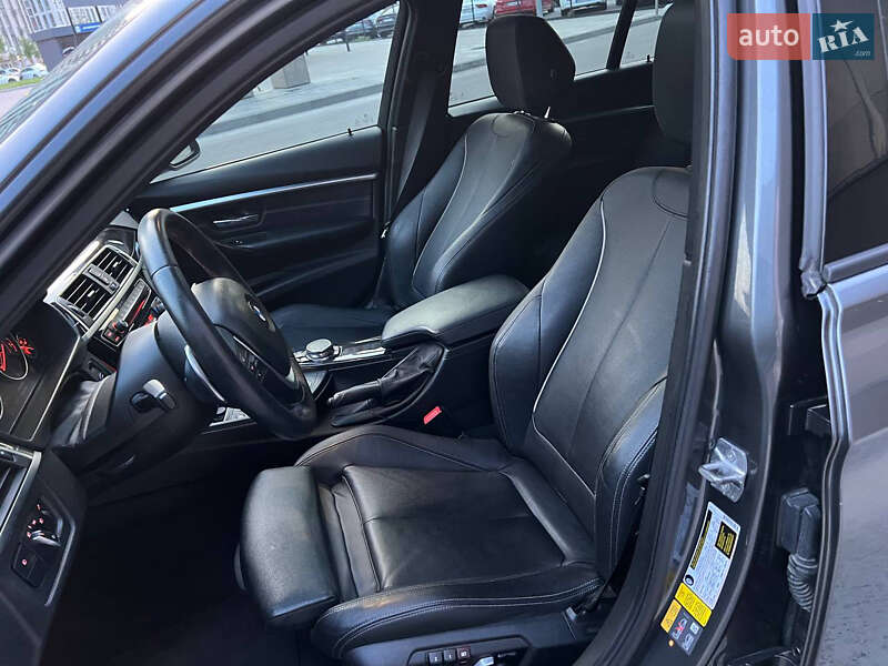 Седан BMW 3 Series 2016 в Києві