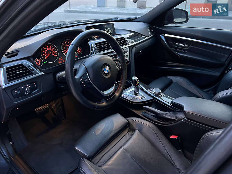 Седан BMW 3 Series 2016 в Києві