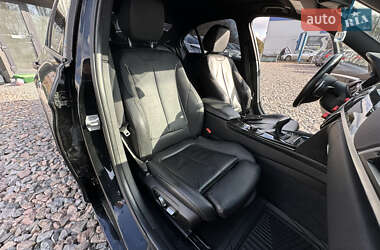 Седан BMW 3 Series 2016 в 
