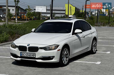 Седан BMW 3 Series 2015 в Львові