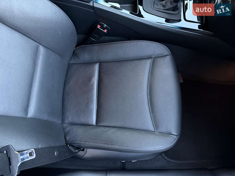 Седан BMW 3 Series 2008 в Черновцах