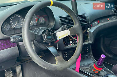 Купе BMW 3 Series 2002 в 