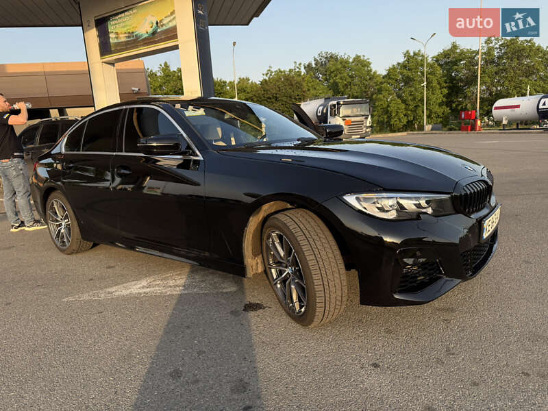 Седан BMW 3 Series 2019 в Дніпрі