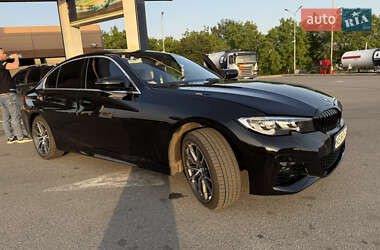 Седан BMW 3 Series 2019 в 