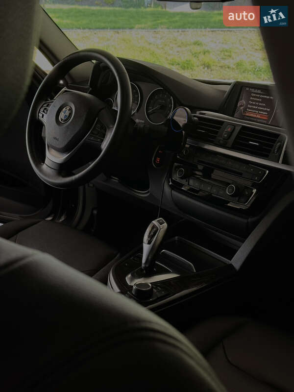 Седан BMW 3 Series 2016 в Львові фото 8 Седан BMW 3 Series 2016 в Львові