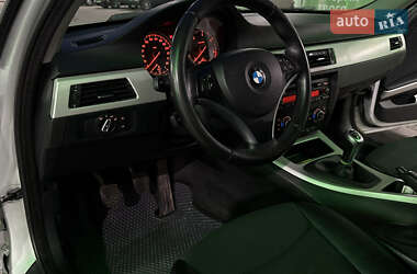 Універсал BMW 3 Series 2010 в 