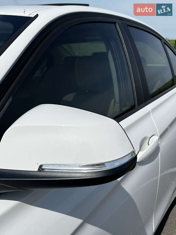 Седан BMW 3 Series 2013 в Ровно