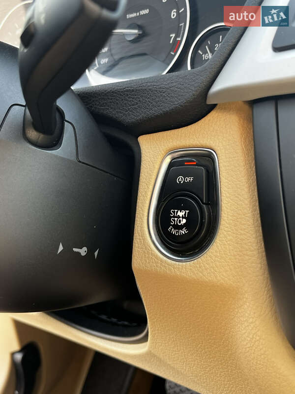 Седан BMW 3 Series 2013 в Ровно