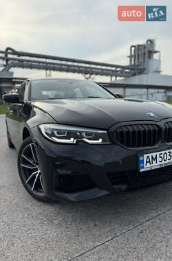 Седан BMW 3 Series 2021 в 