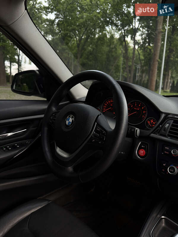 Седан BMW 3 Series 2014 в Харькове