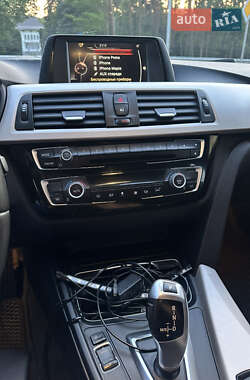 Седан BMW 3 Series 2016 в 