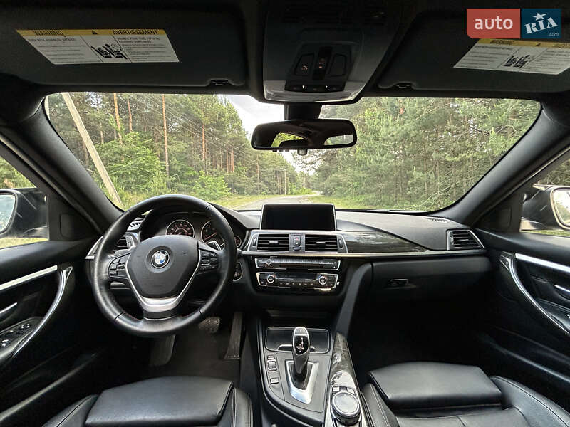 Седан BMW 3 Series 2016 в Ровно