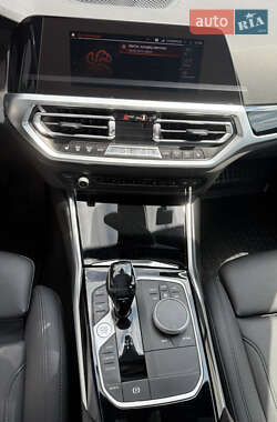 Седан BMW 3 Series 2021 в 