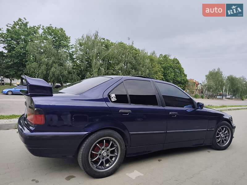 Седан BMW 3 Series 1997 в Белой Церкви