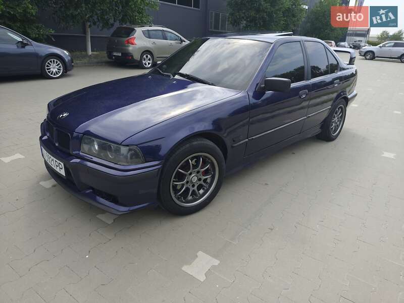 Седан BMW 3 Series 1997 в Белой Церкви