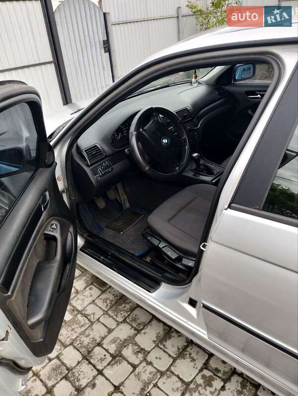 Седан BMW 3 Series 2003 в Шепетовке