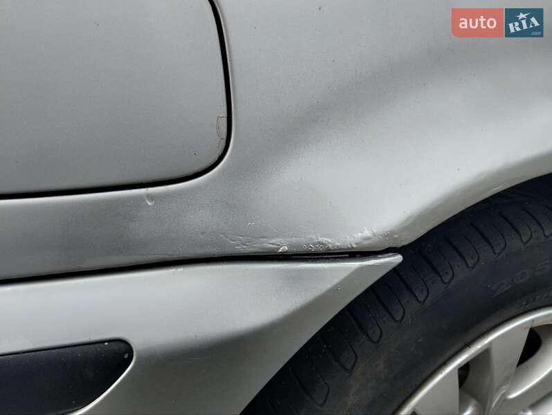 Седан BMW 3 Series 2003 в Шепетовке