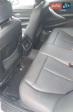 Седан BMW 3 Series 2015 в 