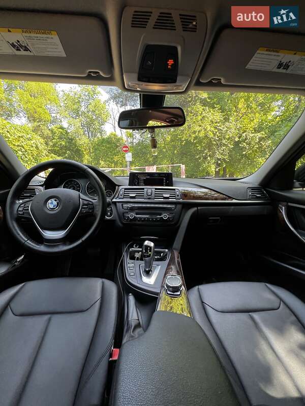 Седан BMW 3 Series 2015 в Одесі