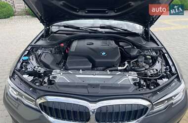 Седан BMW 3 Series 2021 в 