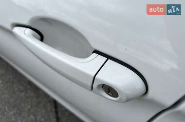 Седан BMW 3 Series 2012 в 